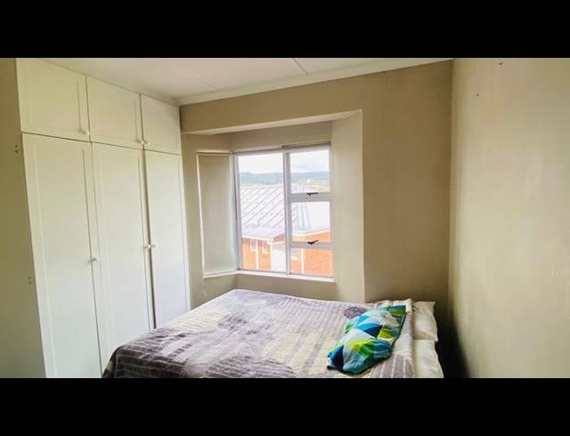 2 BEDROOM PROPERTY TO RENT IN KINGSWOOD